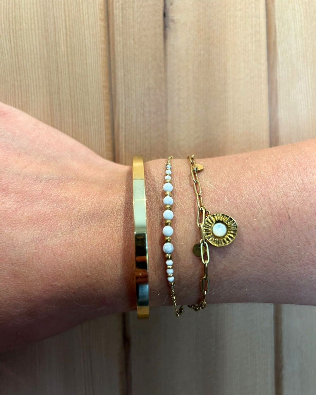 Elegance et durabilite reunies Decouvrez les bracelets en 1 - Ploneour Lanvern Pont Labbe